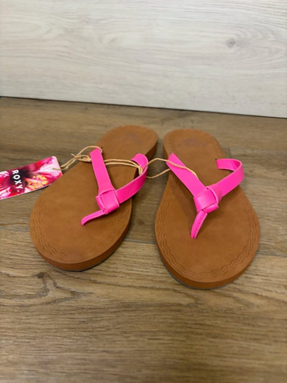 Roxy Luv Me Knot Women’s Flip Flop Sandals Platform Casual Size 6 NWT